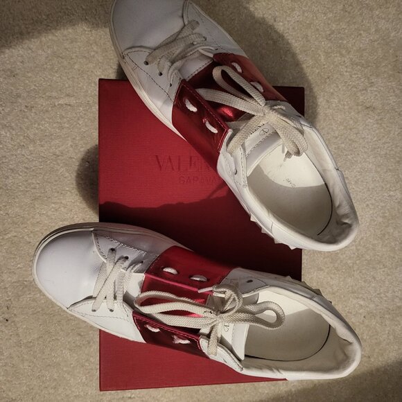 VALENTINO Garavani "Rockstud" Sneakers Size 10 - Picture 2 of 6